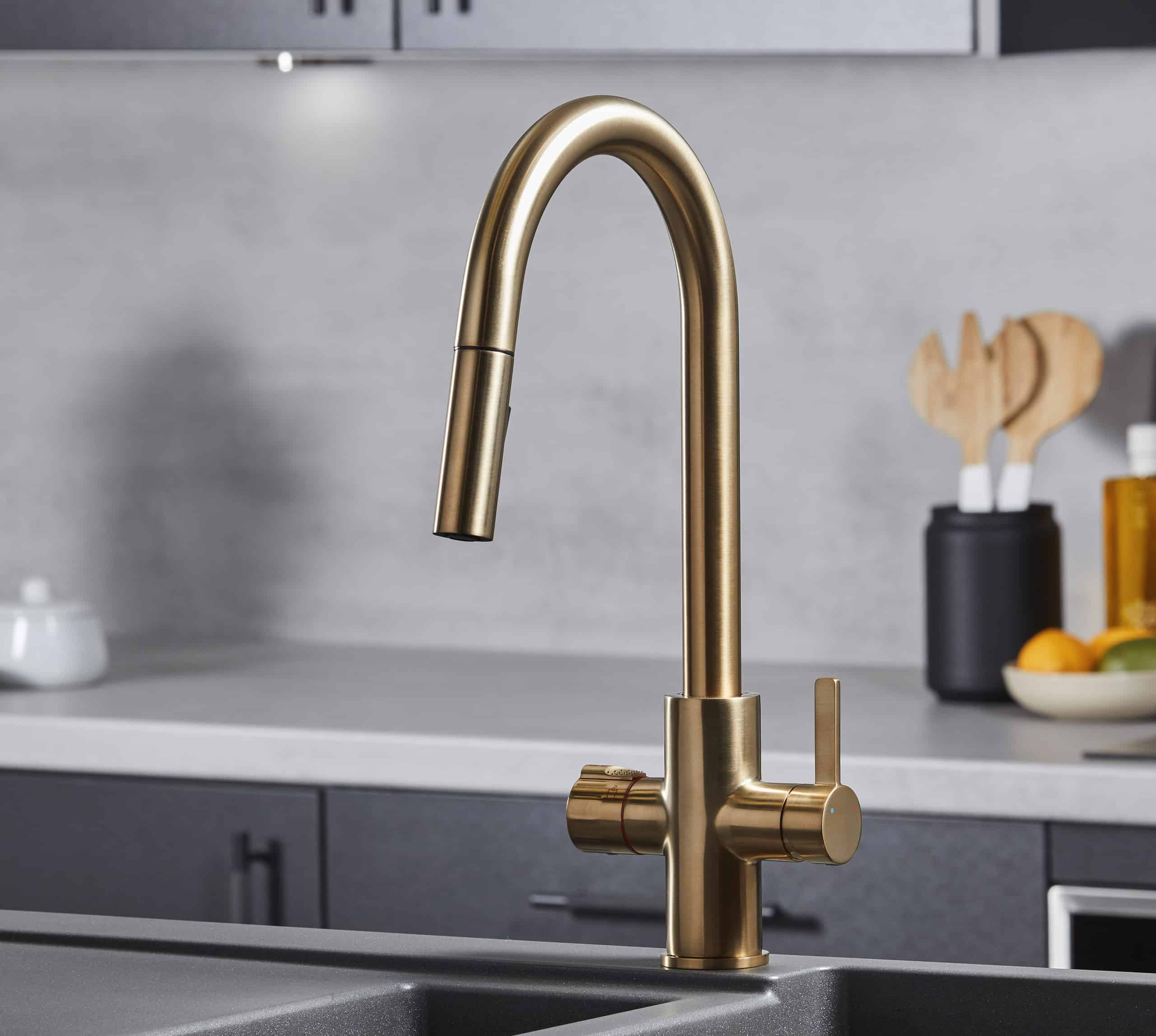 Platina Swan Neck Brushed Gold Pullout