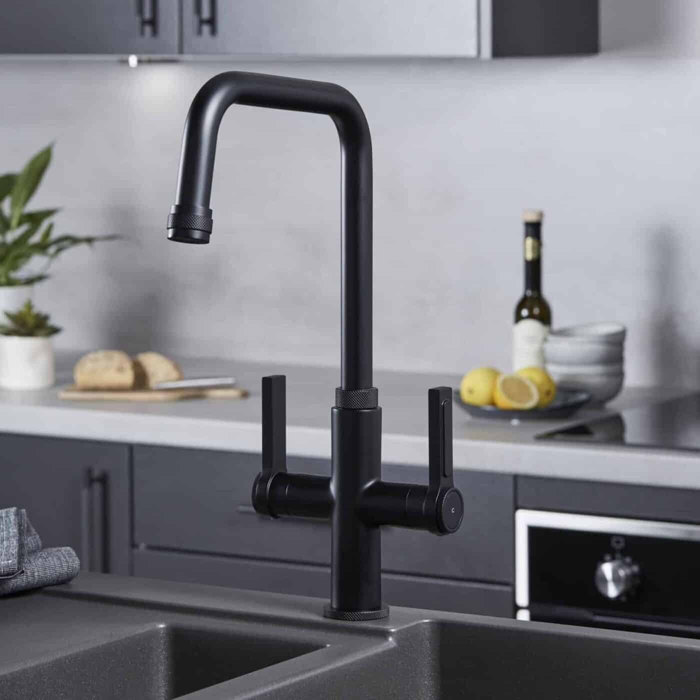 Aureum 3-in-1 D Shape Boiling Water Tap - Matt Black - Image 4