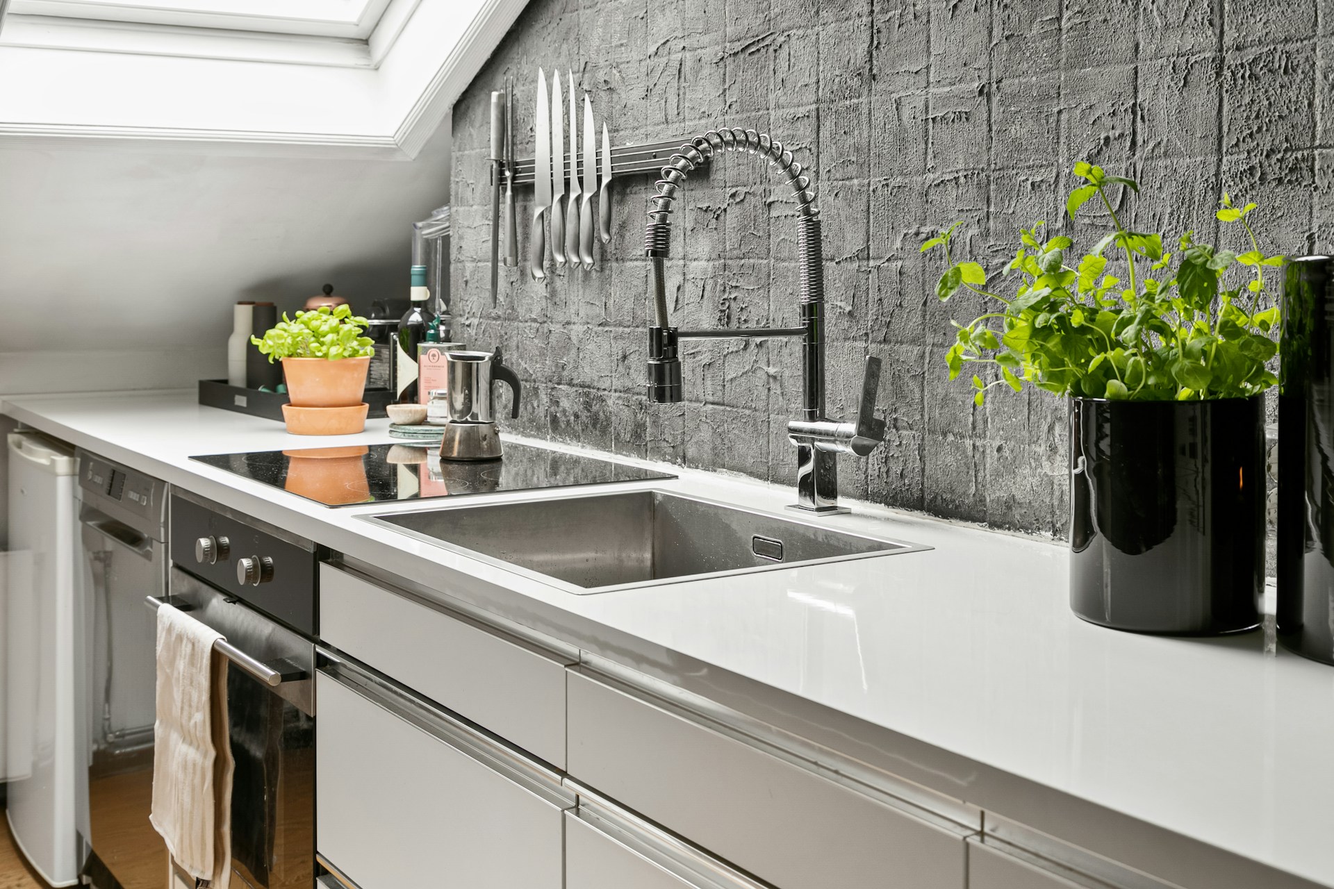 Modern Industrial Kitchens: Where Function Meets Character 1 alex tyson NMsM6obRrmA unsplash